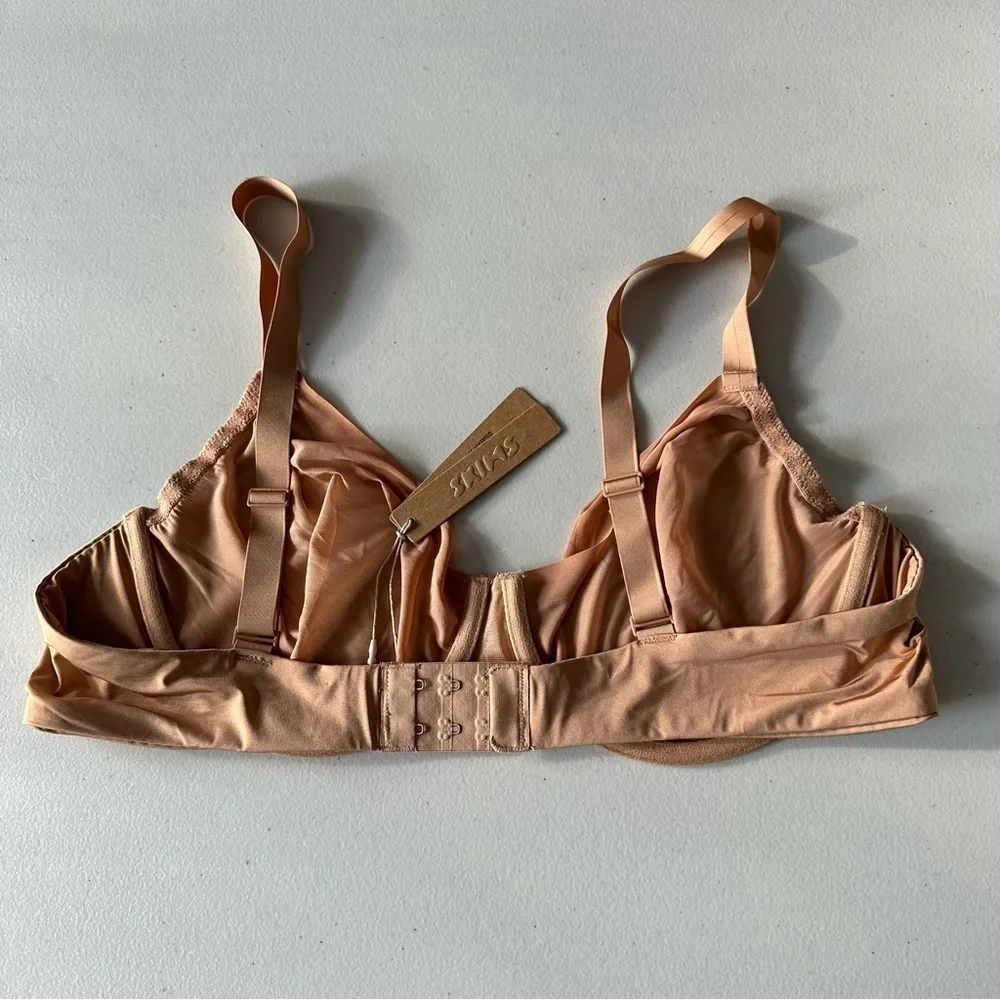 NWT Skims No Show Molded Unlined Demi Bra Sheer Ochre 40C